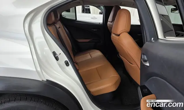 Lexus UX 2019 2.0 автомат (гидро), миниатюра 12