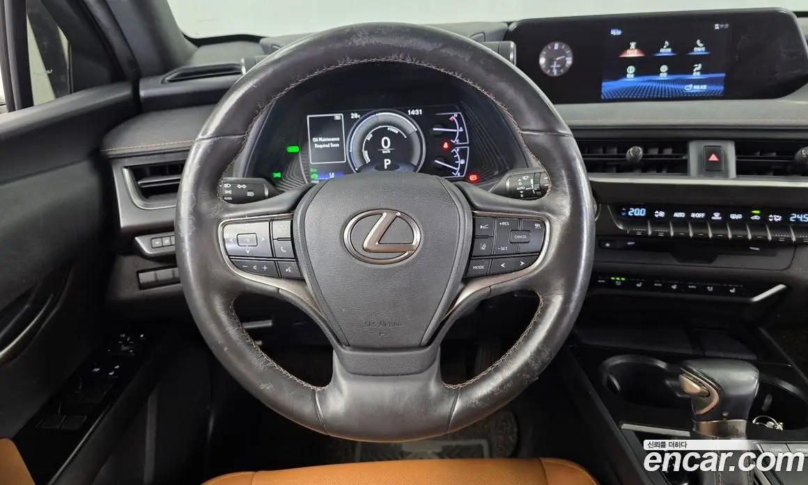 Lexus UX 2019 2.0 автомат (гидро), фото 13 Lexus UX 2019 2.0 автомат (гидро), фото 13