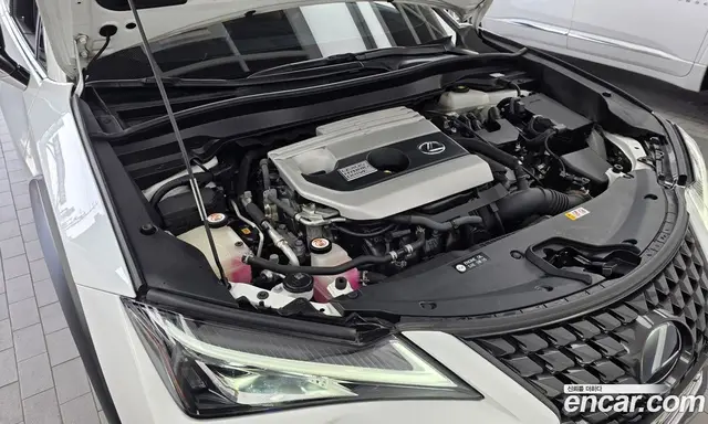 Lexus UX 2019 2.0 автомат (гидро), миниатюра 6 Lexus UX 2019 2.0 автомат (гидро), миниатюра 6