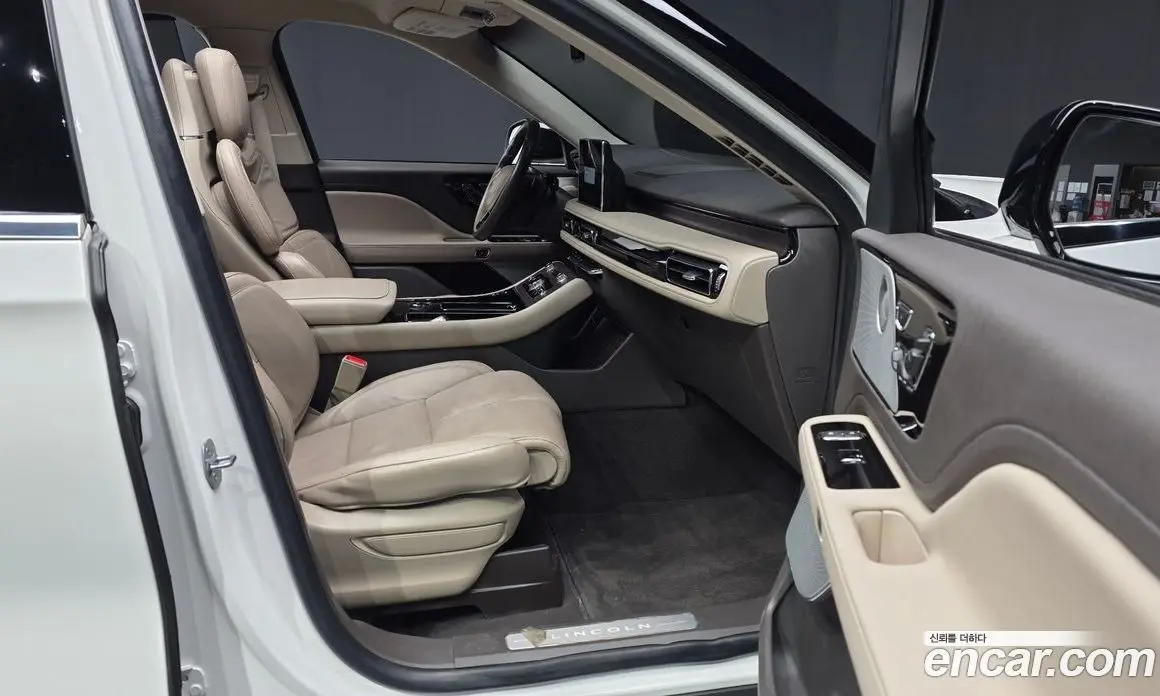 Lincoln Aviator 2022 3.0 автомат (гидро), фото 16 Lincoln Aviator 2022 3.0 автомат (гидро), фото 16