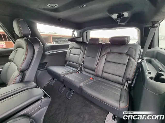 Lincoln Navigator 2025 3.5 автомат (гидро), миниатюра 11 Lincoln Navigator 2025 3.5 автомат (гидро), миниатюра 11