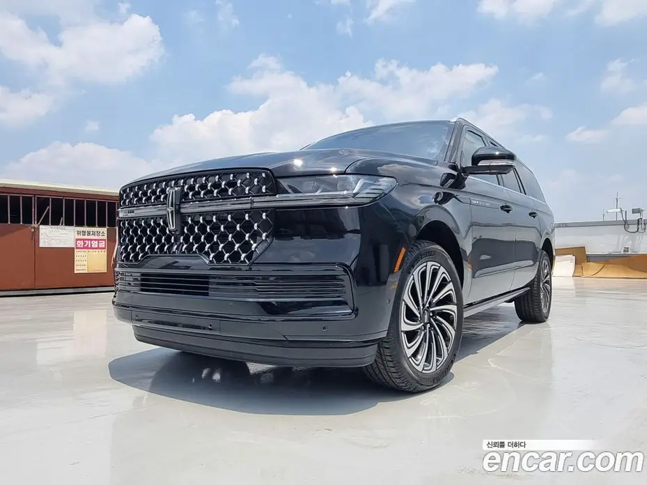 Lincoln Navigator 2025 3.5 автомат (гидро), фото 13 Lincoln Navigator 2025 3.5 автомат (гидро), фото 13