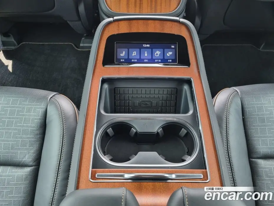 Lincoln Navigator 2025 3.5 автомат (гидро), фото 17 Lincoln Navigator 2025 3.5 автомат (гидро), фото 17