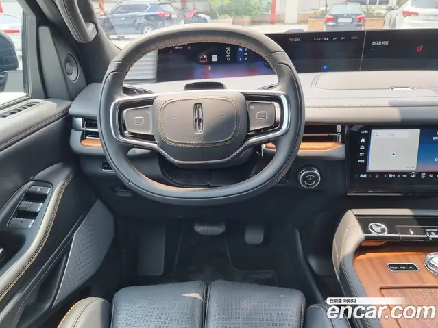 Lincoln Navigator 2025 3.5 автомат (гидро), миниатюра 7 Lincoln Navigator 2025 3.5 автомат (гидро), миниатюра 7