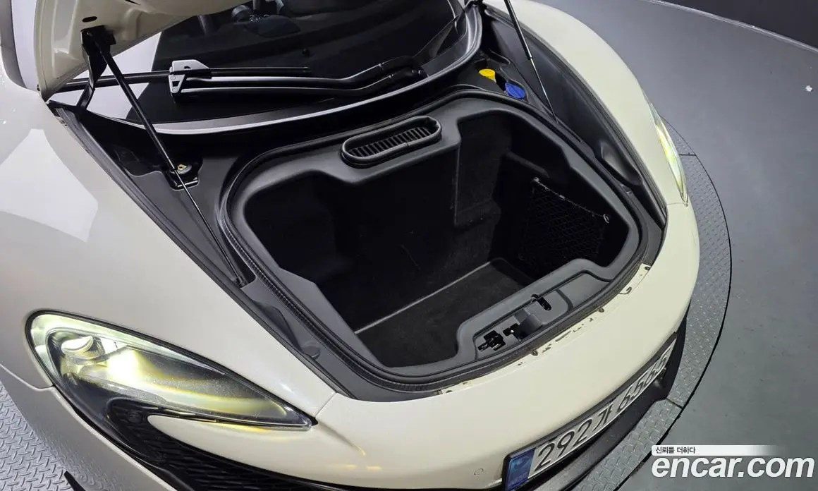 McLaren 650S 2015 3.8 автомат (гидро), фото 20 McLaren 650S 2015 3.8 автомат (гидро), фото 20