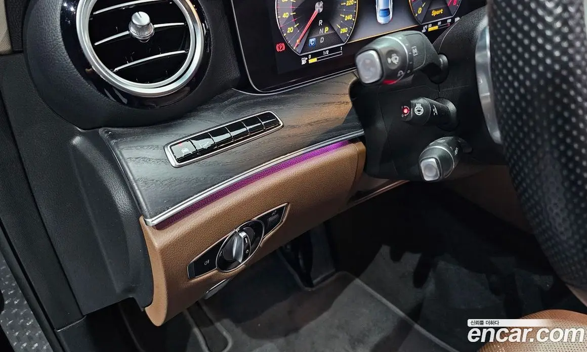 Mercedes-Benz E-Class 2018 2.0 гидро, фото 24 Mercedes-Benz E-Class 2018 2.0 гидро, фото 24