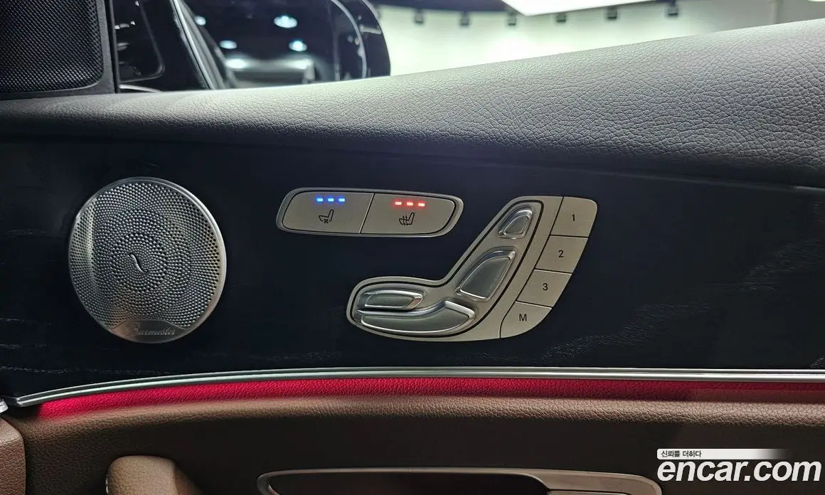 Mercedes-Benz E-Class 2018 2.0 гидро, фото 30 Mercedes-Benz E-Class 2018 2.0 гидро, фото 30