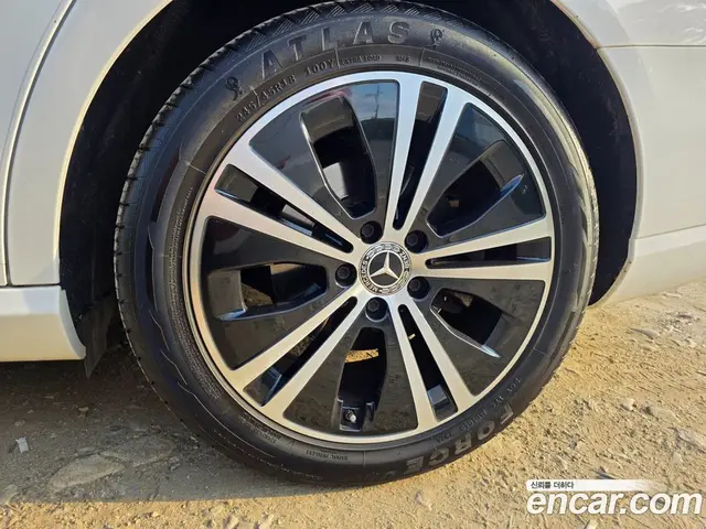 Mercedes-Benz E-Class 2020 2.0 гидро, миниатюра 8 Mercedes-Benz E-Class 2020 2.0 гидро, миниатюра 8
