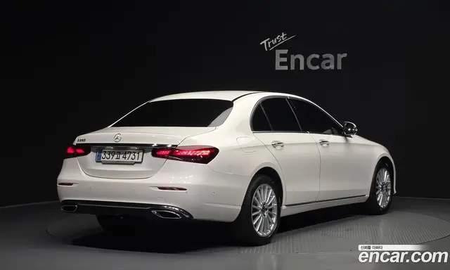 Mercedes-Benz E-Class 2023 2.0 гидро, миниатюра 2 Mercedes-Benz E-Class 2023 2.0 гидро, миниатюра 2