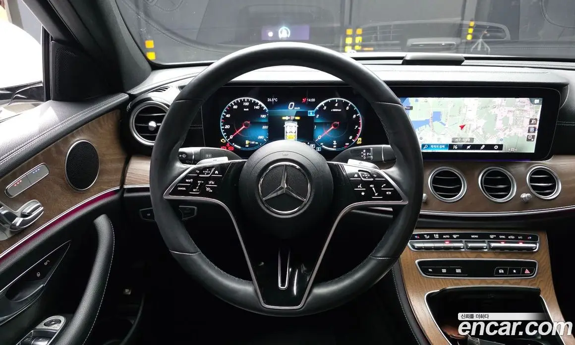 Mercedes-Benz E-Class 2023 2.0 гидро, фото 19 Mercedes-Benz E-Class 2023 2.0 гидро, фото 19