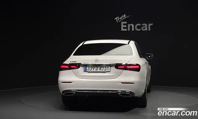 Mercedes-Benz E-Class 2023 2.0 гидро, миниатюра 4 Mercedes-Benz E-Class 2023 2.0 гидро, миниатюра 4
