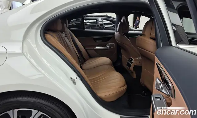 Mercedes-Benz E-Class 2024 2.0 гидро, миниатюра 12