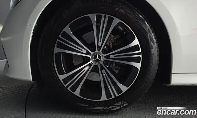 Mercedes-Benz E-Class 2025 2.0 гидро, миниатюра 5 Mercedes-Benz E-Class 2025 2.0 гидро, миниатюра 5