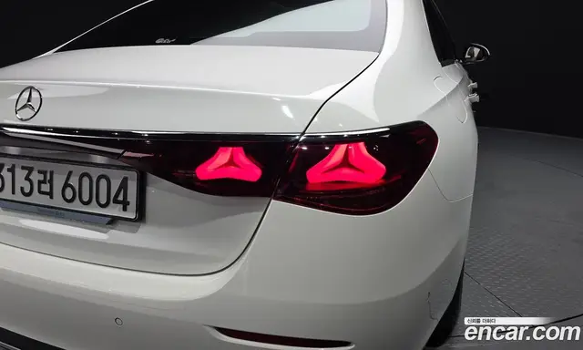 Mercedes-Benz E-Class 2025 2.0 гидро, миниатюра 9 Mercedes-Benz E-Class 2025 2.0 гидро, миниатюра 9