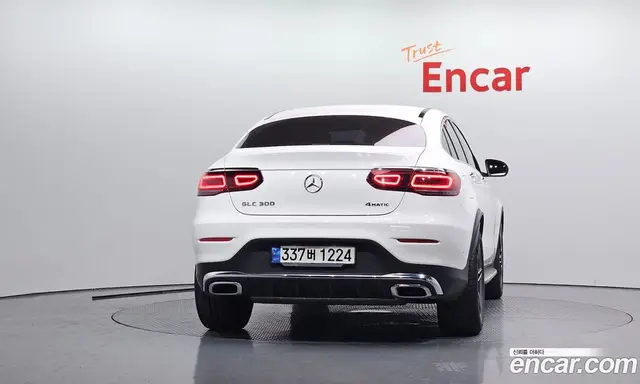 Mercedes-Benz GLC-Class 2021 2.0 гидро, миниатюра 4 Mercedes-Benz GLC-Class 2021 2.0 гидро, миниатюра 4