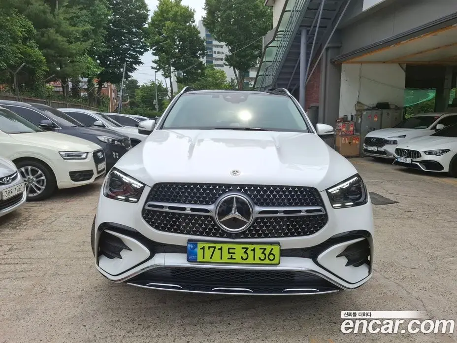 Mercedes-Benz GLE-Class 2025 3.0 гидро, фото 1 Mercedes-Benz GLE-Class 2025 3.0 гидро, фото 1