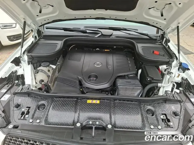 Mercedes-Benz GLE-Class 2025 3.0 гидро, миниатюра 12
