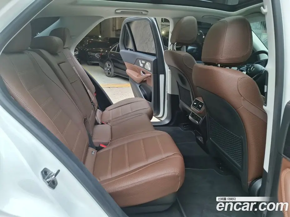 Mercedes-Benz GLE-Class 2025 3.0 гидро, фото 7 Mercedes-Benz GLE-Class 2025 3.0 гидро, фото 7