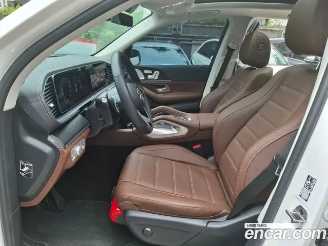 Mercedes-Benz GLE-Class 2025 3.0 гидро, миниатюра 10 Mercedes-Benz GLE-Class 2025 3.0 гидро, миниатюра 10