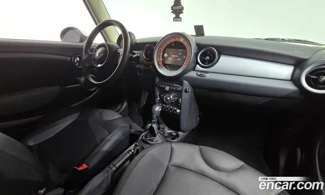 Mini Cooper 2011 1.6 автомат (гидро), миниатюра 9