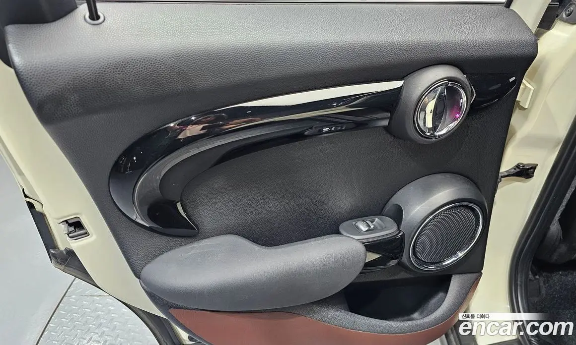 Mini Cooper 2019 2.0 автомат (гидро), фото 15