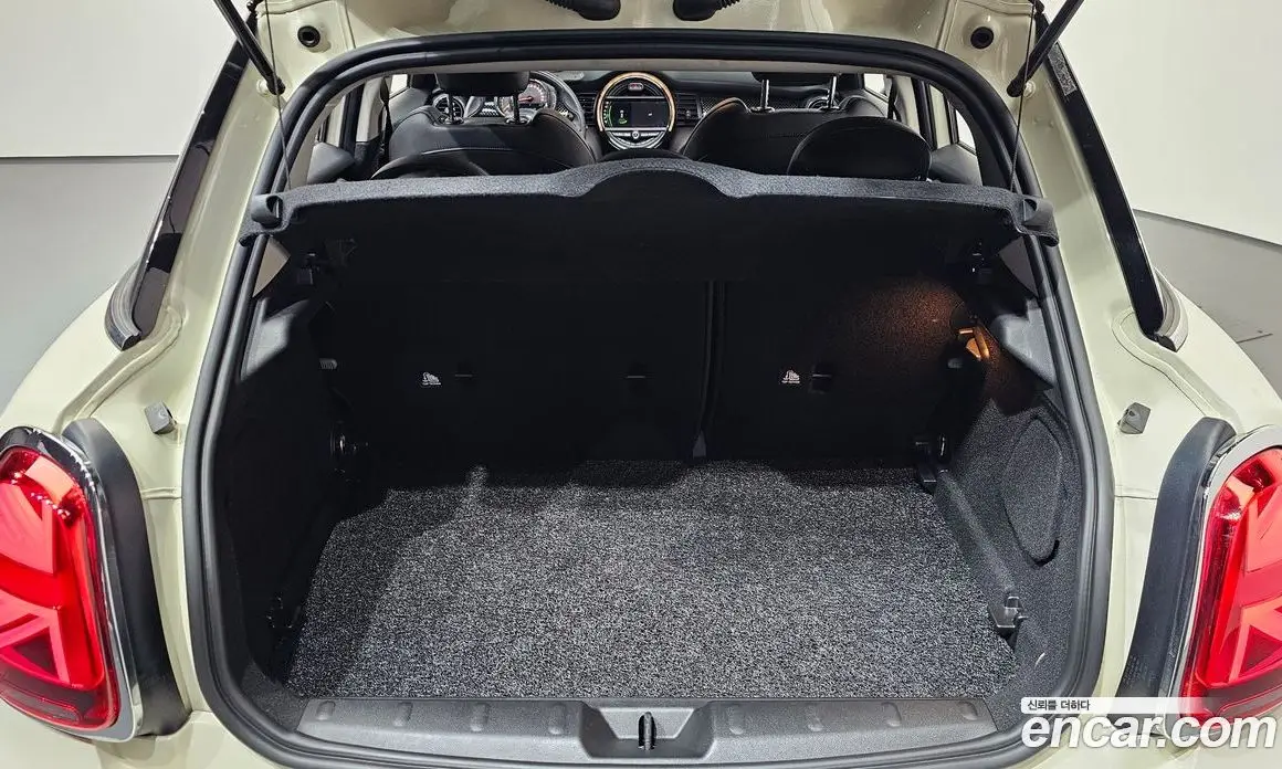 Mini Cooper 2019 2.0 автомат (гидро), фото 26