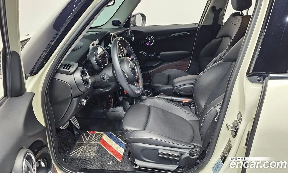Mini Cooper 2019 2.0 автомат (гидро), фото 29