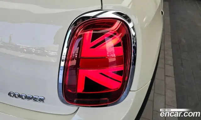 Mini Cooper 2021 1.5 автомат (гидро), миниатюра 9