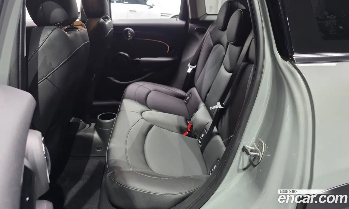 Mini Cooper 2022 1.5 автомат (гидро), фото 17