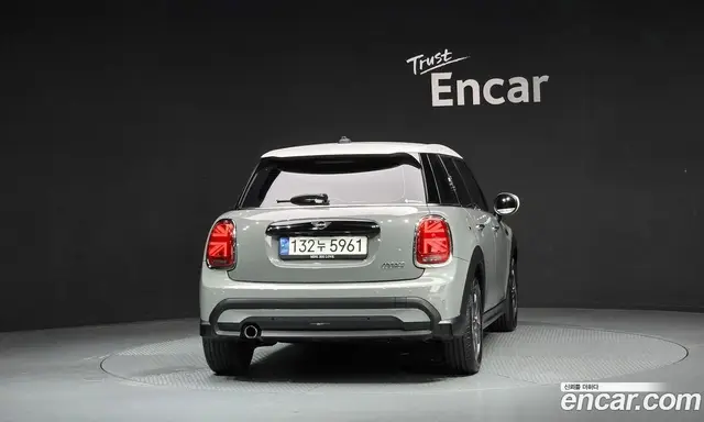 Mini Cooper 2022 1.5 автомат (гидро), миниатюра 4