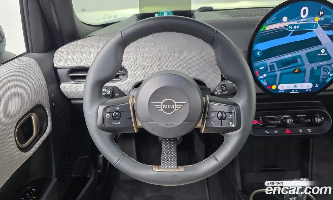 Mini Cooper 2024 2.0 автомат (гидро), фото 32