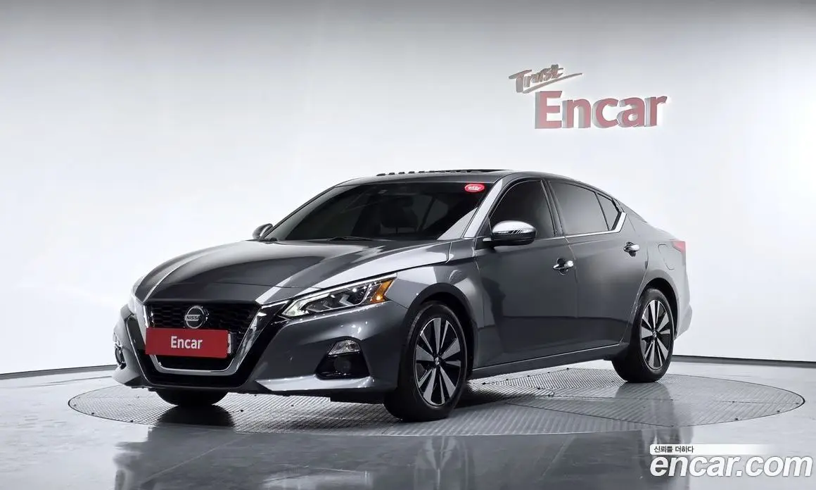 Nissan Altima 2019 2.5 автомат (гидро), фото 1 Nissan Altima 2019 2.5 автомат (гидро), фото 1