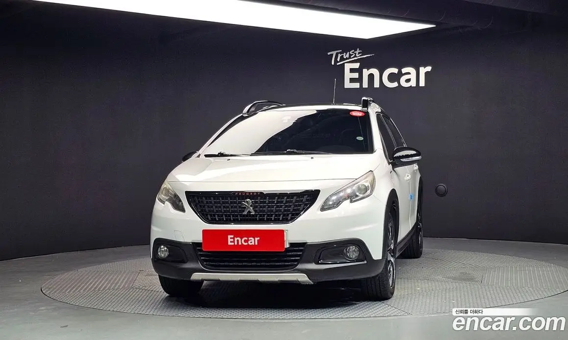 Peugeot 2008 2017 1.6 автомат (гидро), фото 3