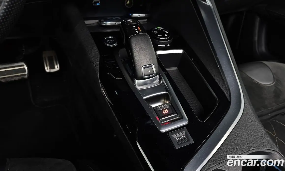 Peugeot 3008 2019 2.0 автомат (гидро), фото 12