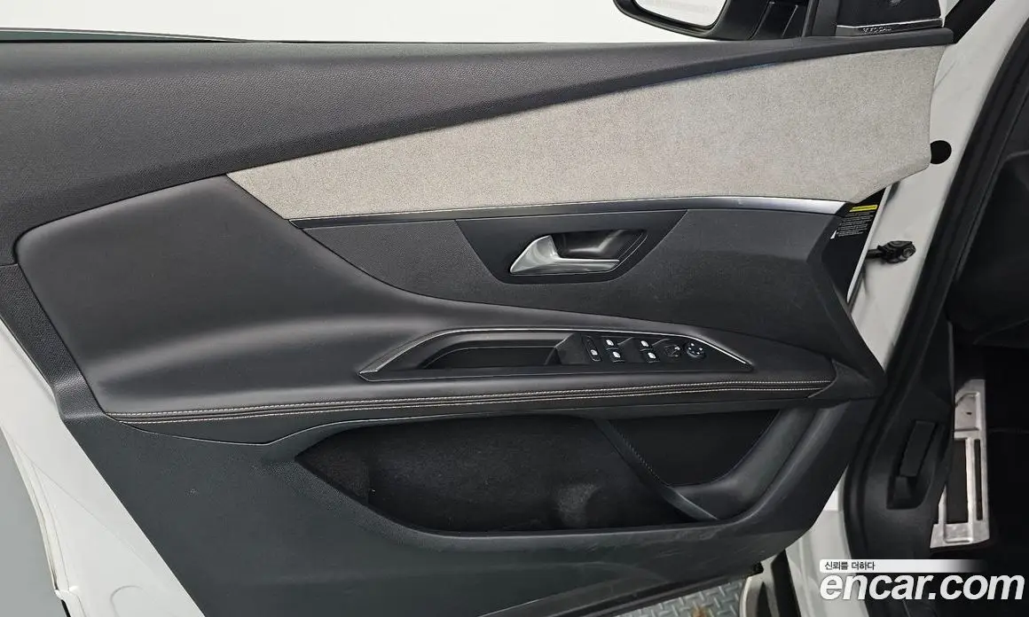 Peugeot 3008 2019 2.0 автомат (гидро), фото 14