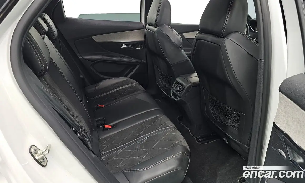 Peugeot 3008 2019 2.0 автомат (гидро), фото 16