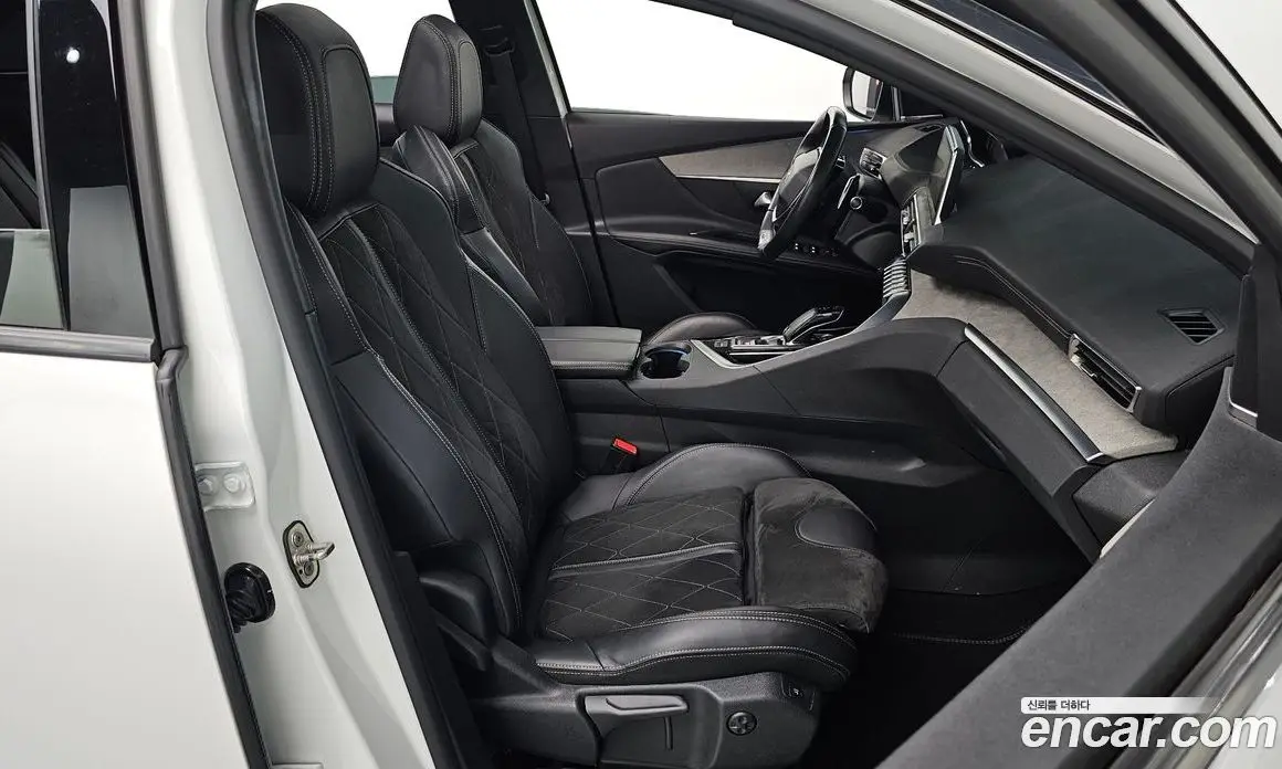 Peugeot 3008 2019 2.0 автомат (гидро), фото 17