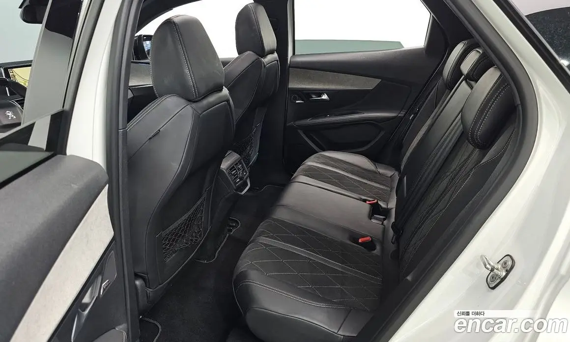 Peugeot 3008 2019 2.0 автомат (гидро), фото 18