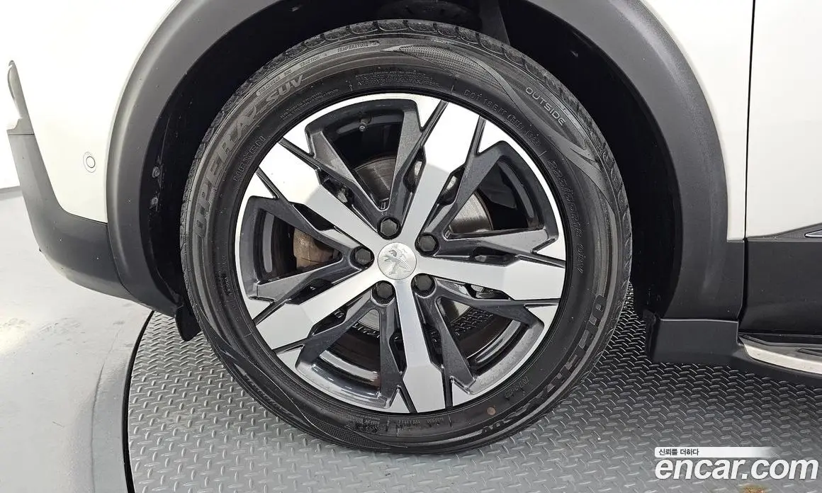 Peugeot 3008 2019 2.0 автомат (гидро), фото 5