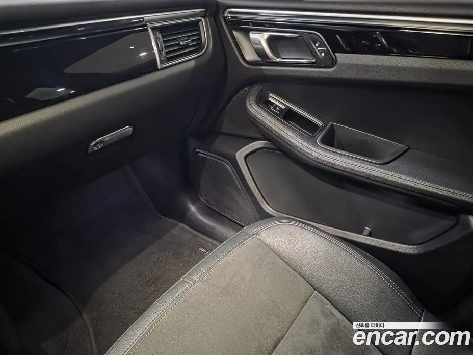 Porsche Macan 2018 2.0 автомат (гидро), фото 17