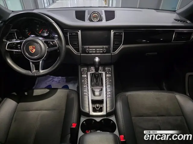Porsche Macan 2018 2.0 автомат (гидро), миниатюра 7