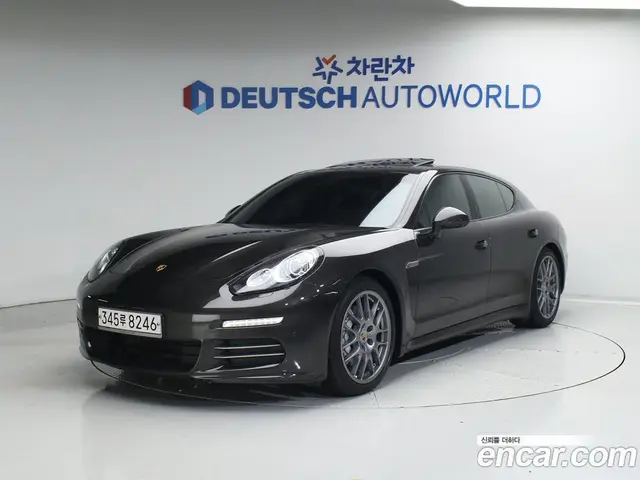 Porsche Panamera, 2014, 165 292 км