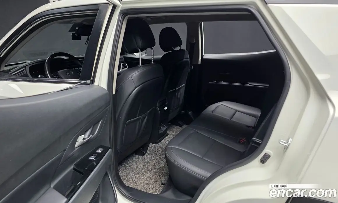 SsangYong Korando 2019 1.5 автомат (гидро), фото 16