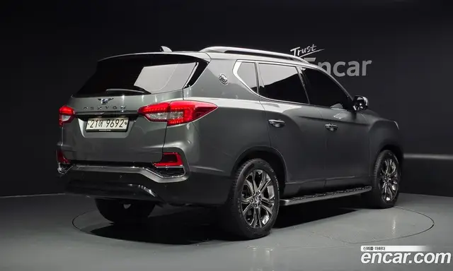 SsangYong Rexton 2017 2.2 автомат (гидро), миниатюра 2