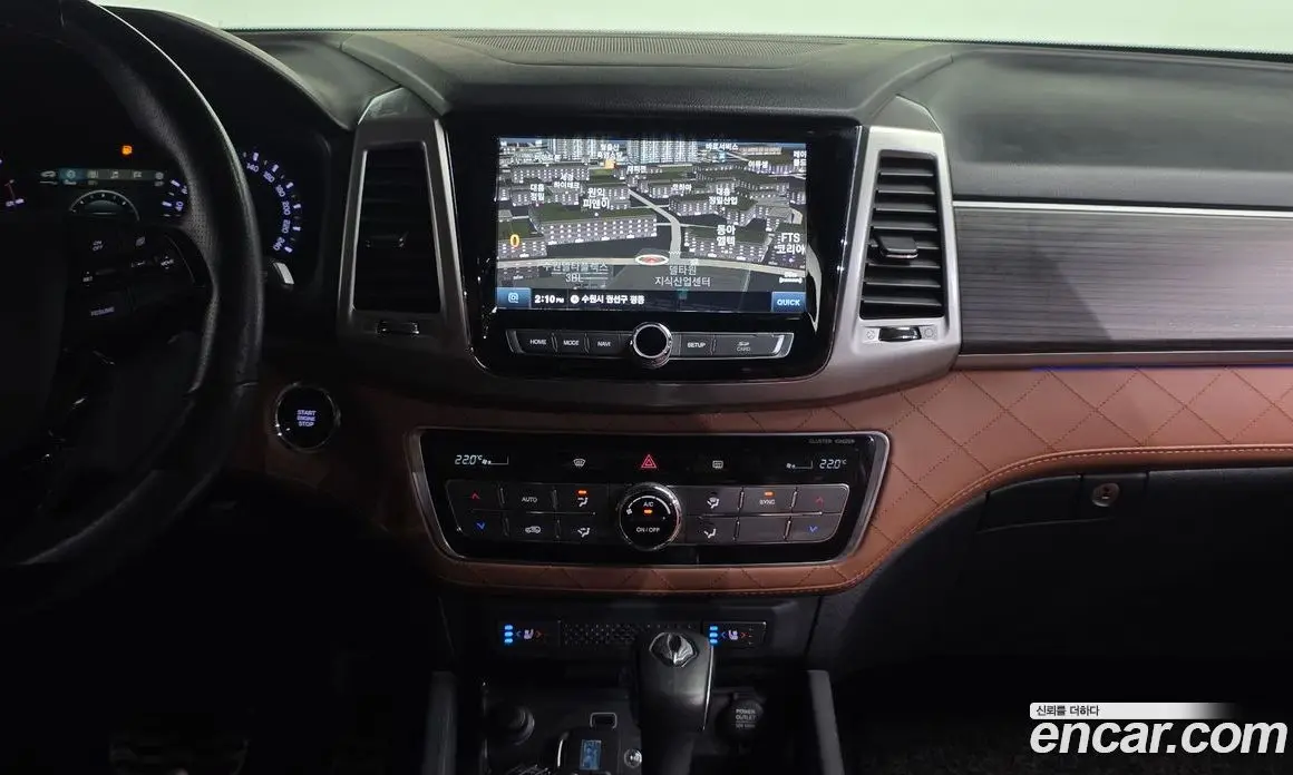 SsangYong Rexton 2018 2.2 автомат (гидро), фото 12