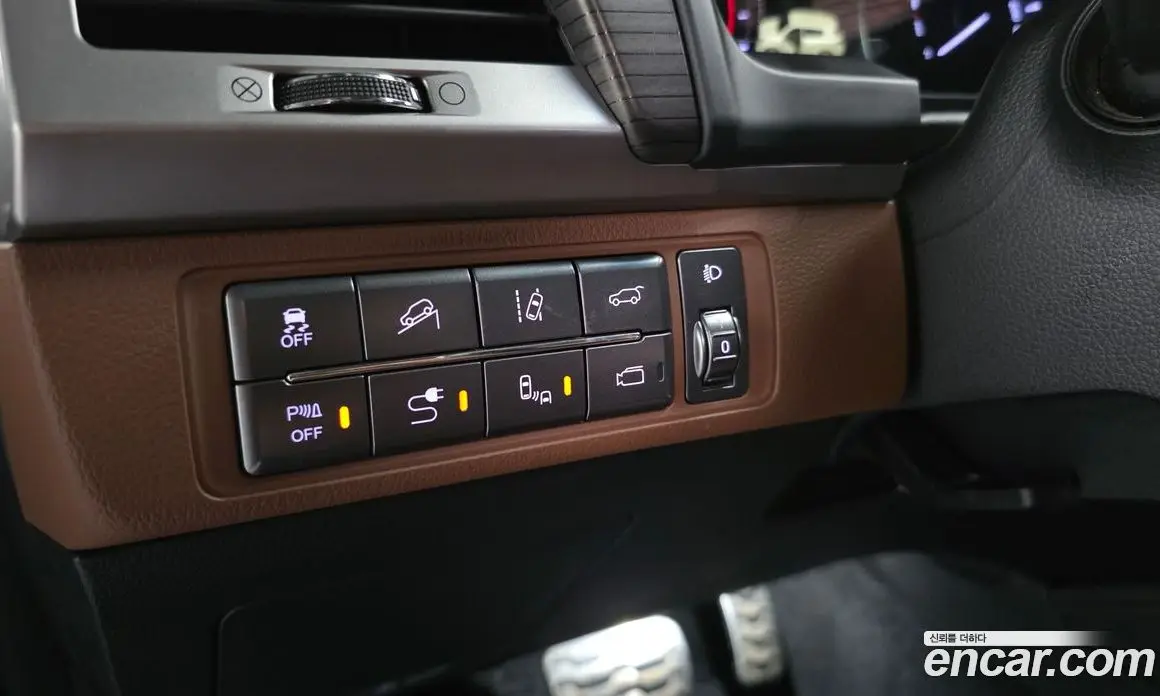 SsangYong Rexton 2018 2.2 автомат (гидро), фото 16