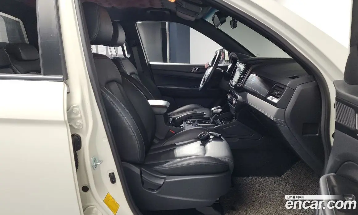 SsangYong Rexton 2020 2.2 автомат (гидро), фото 16