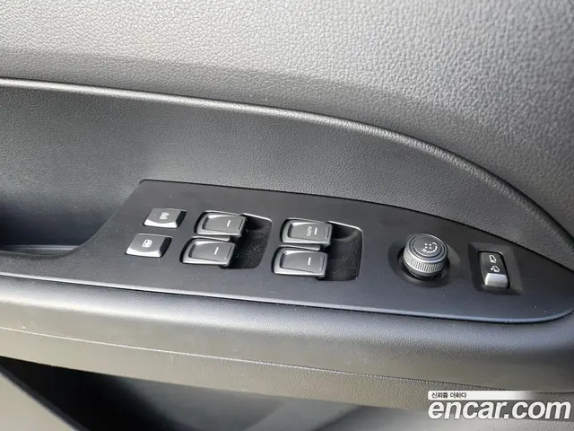 SsangYong Rexton 2022 2.2 автомат (гидро), миниатюра 12