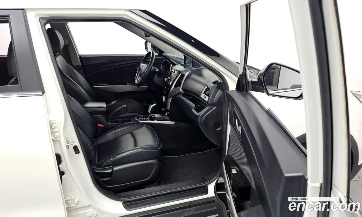 SsangYong TIBOLI 2016 1.6 автомат (гидро), фото 11