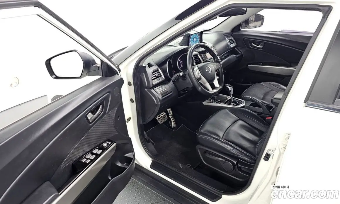 SsangYong TIBOLI 2016 1.6 автомат (гидро), фото 10